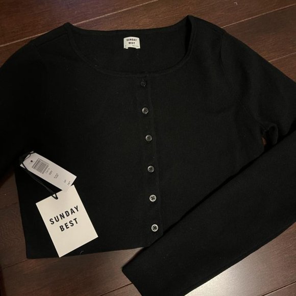 Aritzia Sunday Best Izzy Cardigan Cropped Black NWT - Picture 4 of 5